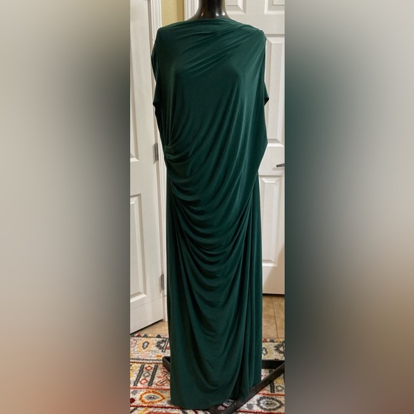 NWT Drape Back Column Gown Betsy & Adam SIZE 22 WIDE - Picture 3 of 9